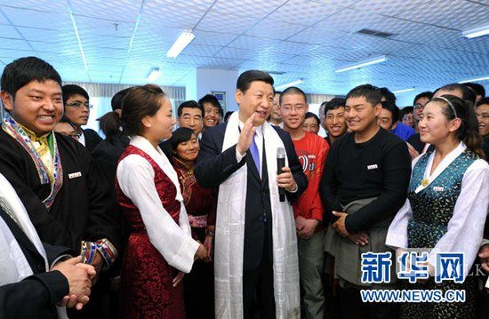 7��18�����й��������ξֳ�ί�����Ҹ���ϯ������܊ί����ϯ���������F�F�L����ƽ���������F���ֳɆT�������ش�W��У�^(q��)���H�п������原���T�������A��ӛ�� ������z